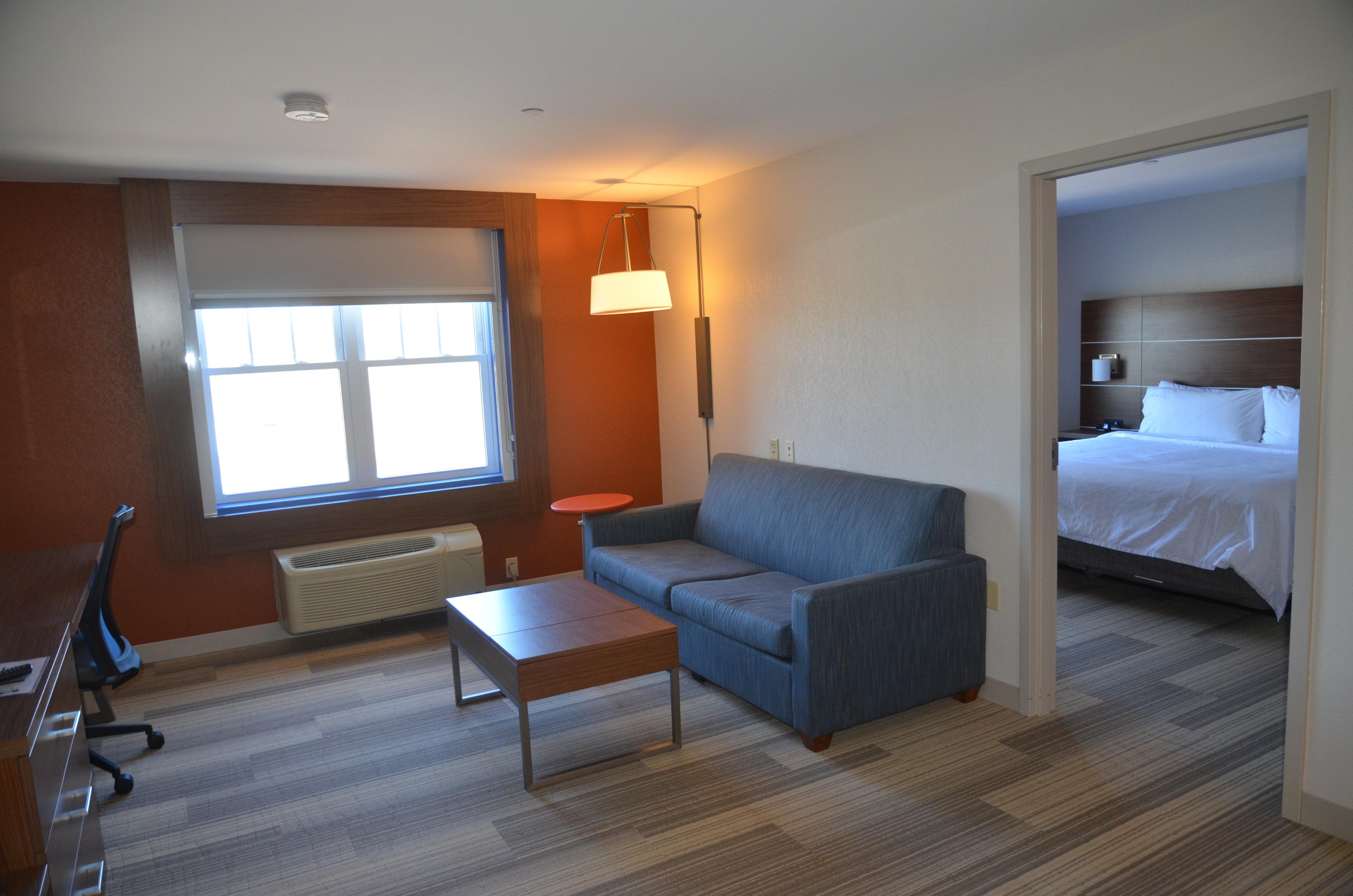Holiday Inn Express Hotel & Suites Rochester By Ihg Экстерьер фото